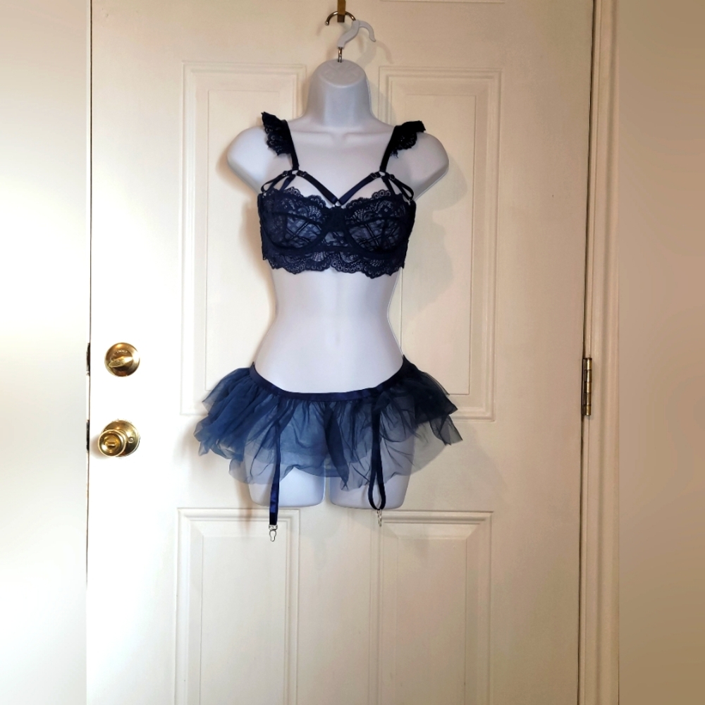 Size 6/8 lingerie outfit